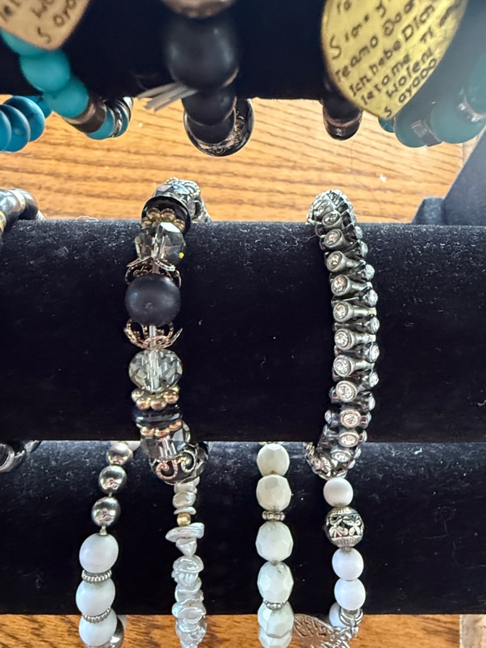 Bracelet Holder with bracelets included - Picture 5 of 7